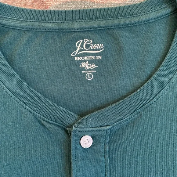 J-Crew “Broken-In” Henley green long sleeve Cotton Mens L - Picture 2 of 3